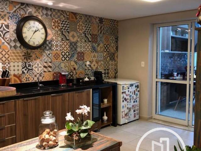 Apartamento para Comprar em São Paulo - 2