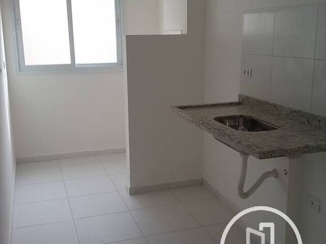 Apartamento para Comprar em São Paulo - 2