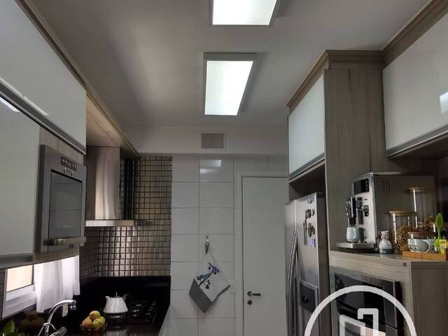 Apartamento para Comprar em São Paulo - 2