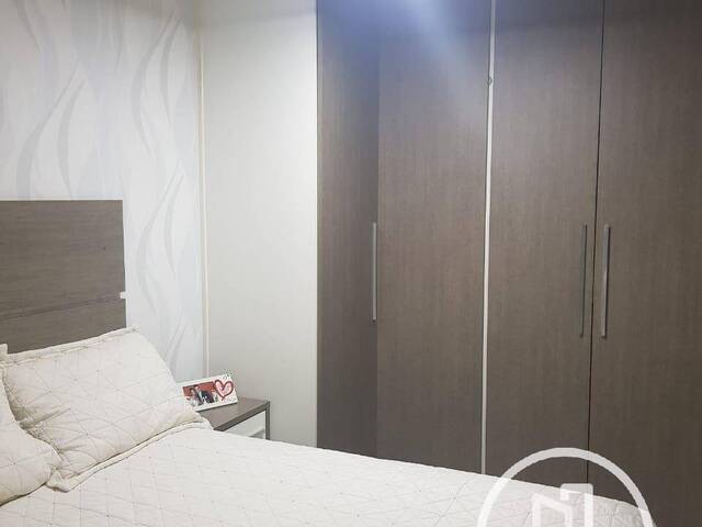 Apartamento para Comprar em São Paulo - 2