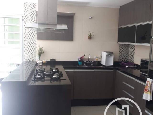 Casa para Comprar em São Paulo - 2