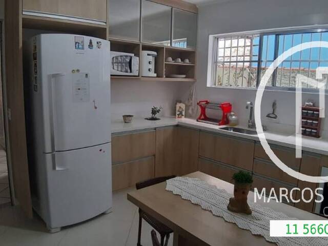 Casa para Comprar em São Paulo - 2