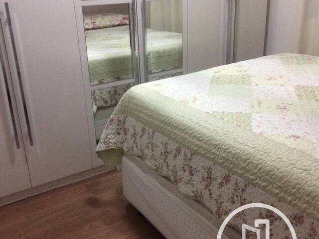 Apartamento para Comprar em São Paulo - 2