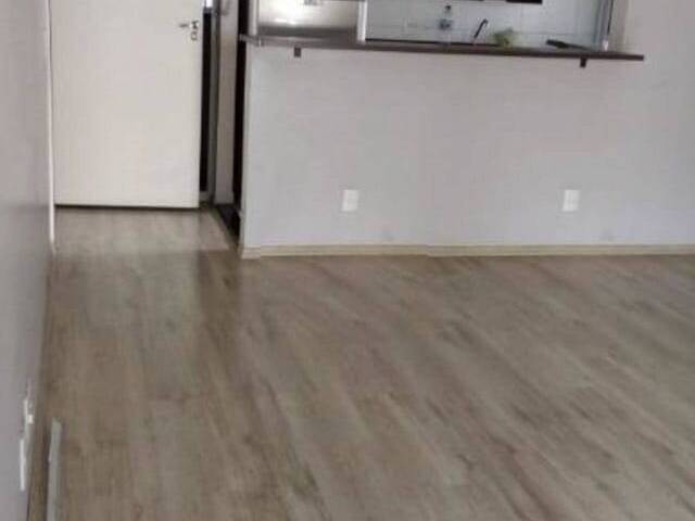 Apartamento para Comprar em São Paulo - 2
