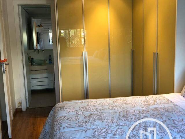 Apartamento para Comprar em São Paulo - 2