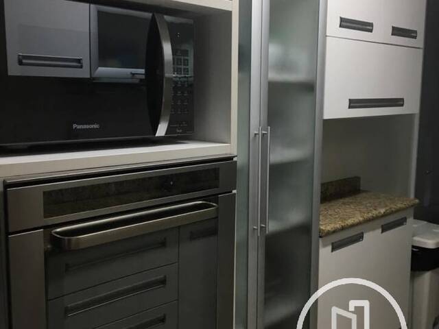 Apartamento para Comprar em São Paulo - 2