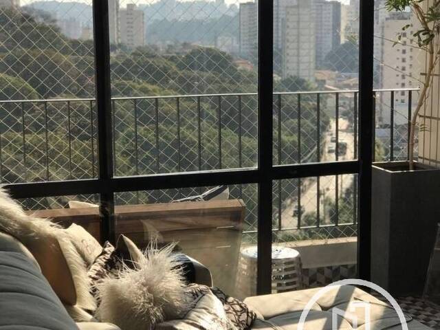 Apartamento para Comprar em São Paulo - 2