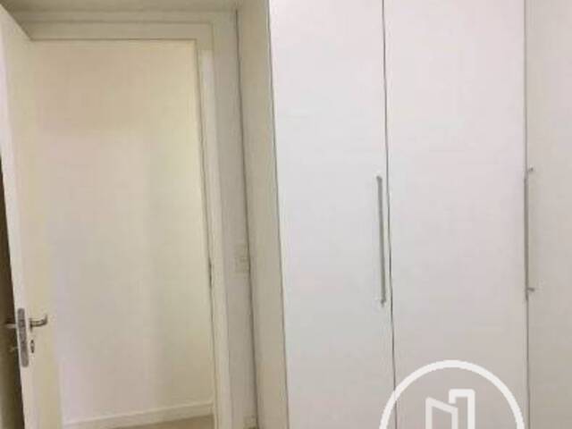 Apartamento para Comprar em São Paulo - 2