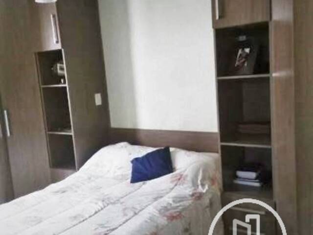 Apartamento para Comprar em São Paulo - 2