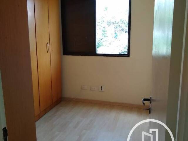 Apartamento para Comprar em São Paulo - 2