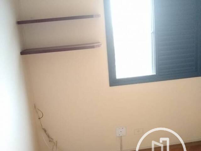 Apartamento para Comprar em São Paulo - 2