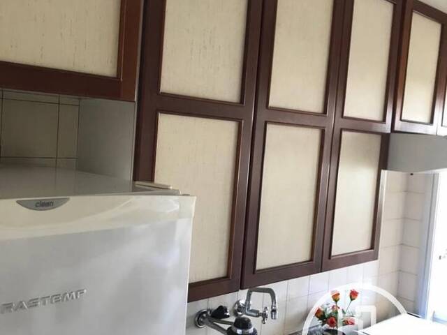 Apartamento para Comprar em São Paulo - 2