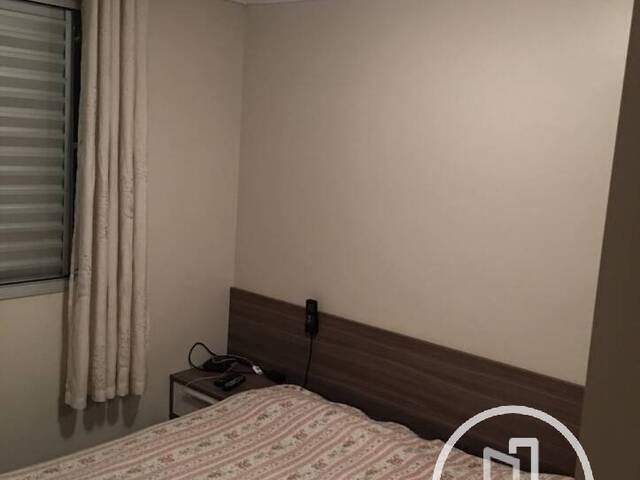 Apartamento para Comprar em São Paulo - 2