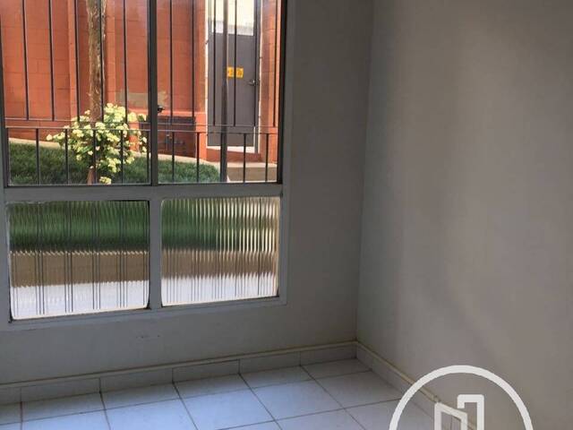 Apartamento para Comprar em São Paulo - 2